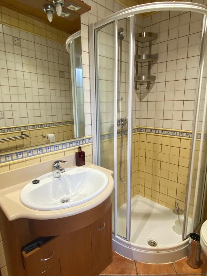 פוז Villa Maribel מראה חיצוני תמונה